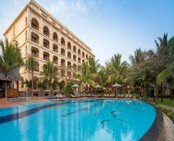 هتل سانی بیچ ریزورت